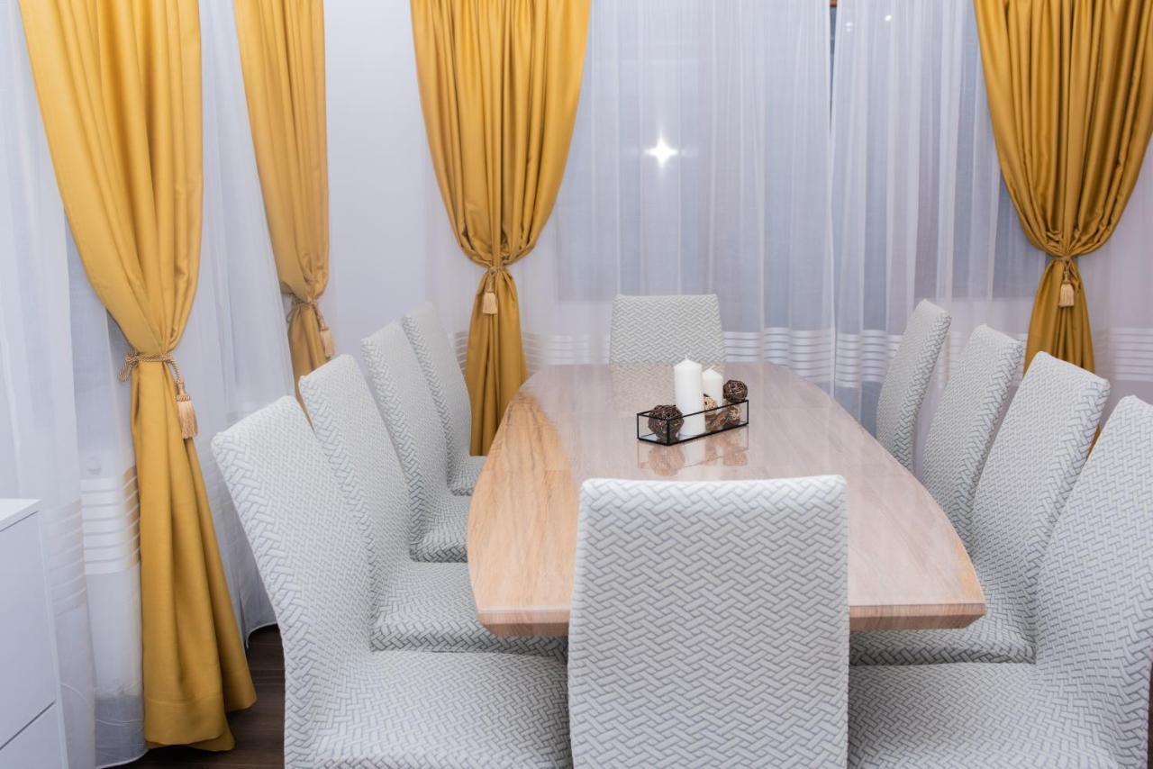 Casuta Doi Ponei Villa Buşteni Buitenkant foto