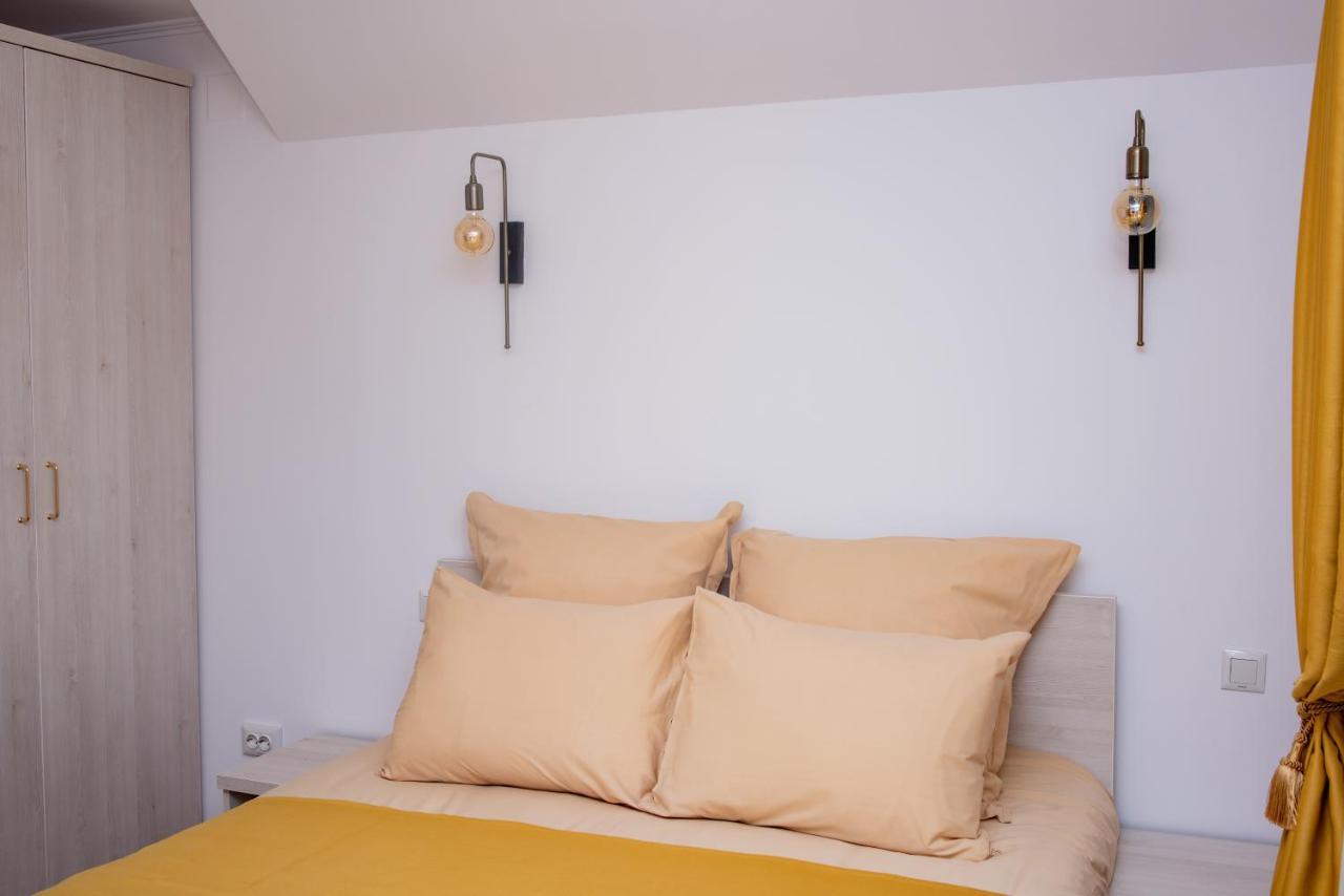 Casuta Doi Ponei Villa Buşteni Buitenkant foto