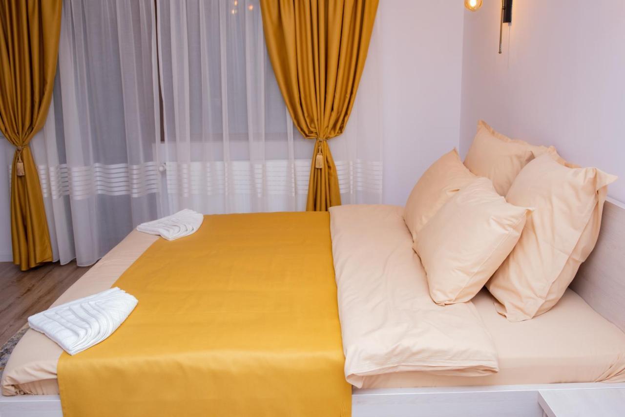 Casuta Doi Ponei Villa Buşteni Buitenkant foto