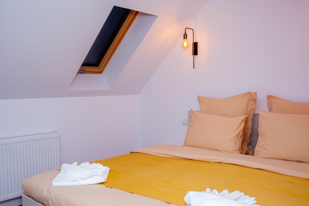Casuta Doi Ponei Villa Buşteni Buitenkant foto