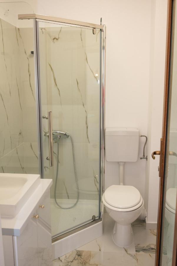 Casuta Doi Ponei Villa Buşteni Buitenkant foto
